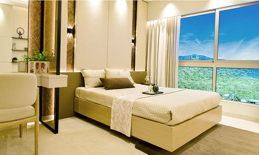 Bedroom with panoramic view